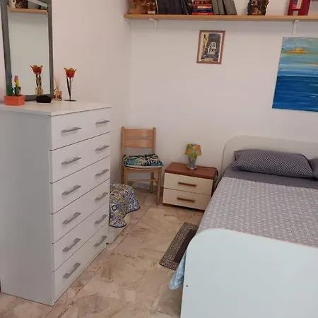 Carmela Al Vicolo ليباري